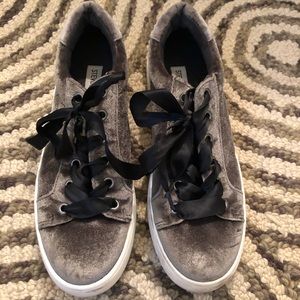 Steve Madden Velvet Shoes